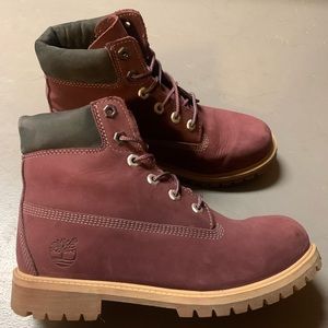 Burgundy timberlands